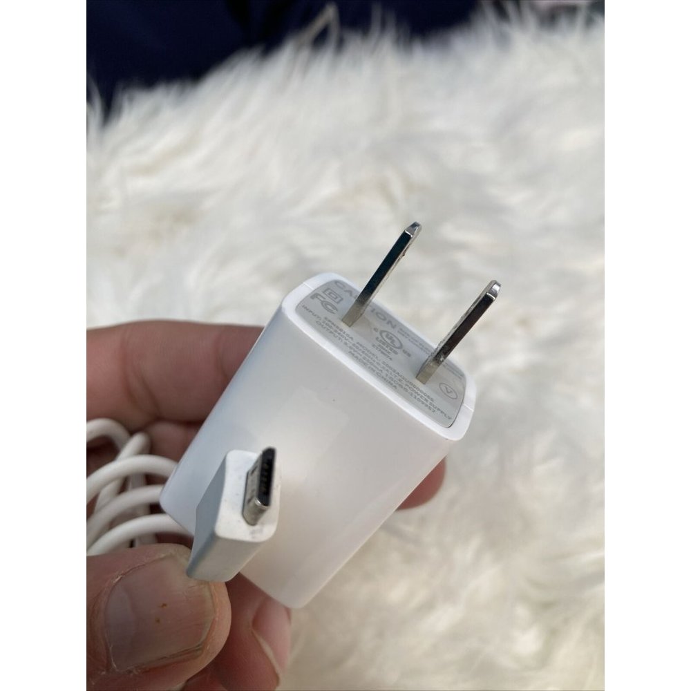 S003agu05000ss 5v 550 MA 15085 -1109957 E178074 White Us Plug Charger Adapter